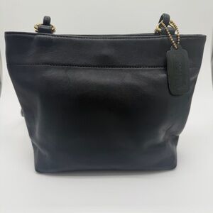 RARE Vintage COACH #4124 “Mini Dixon” Navy Leather Crossbody